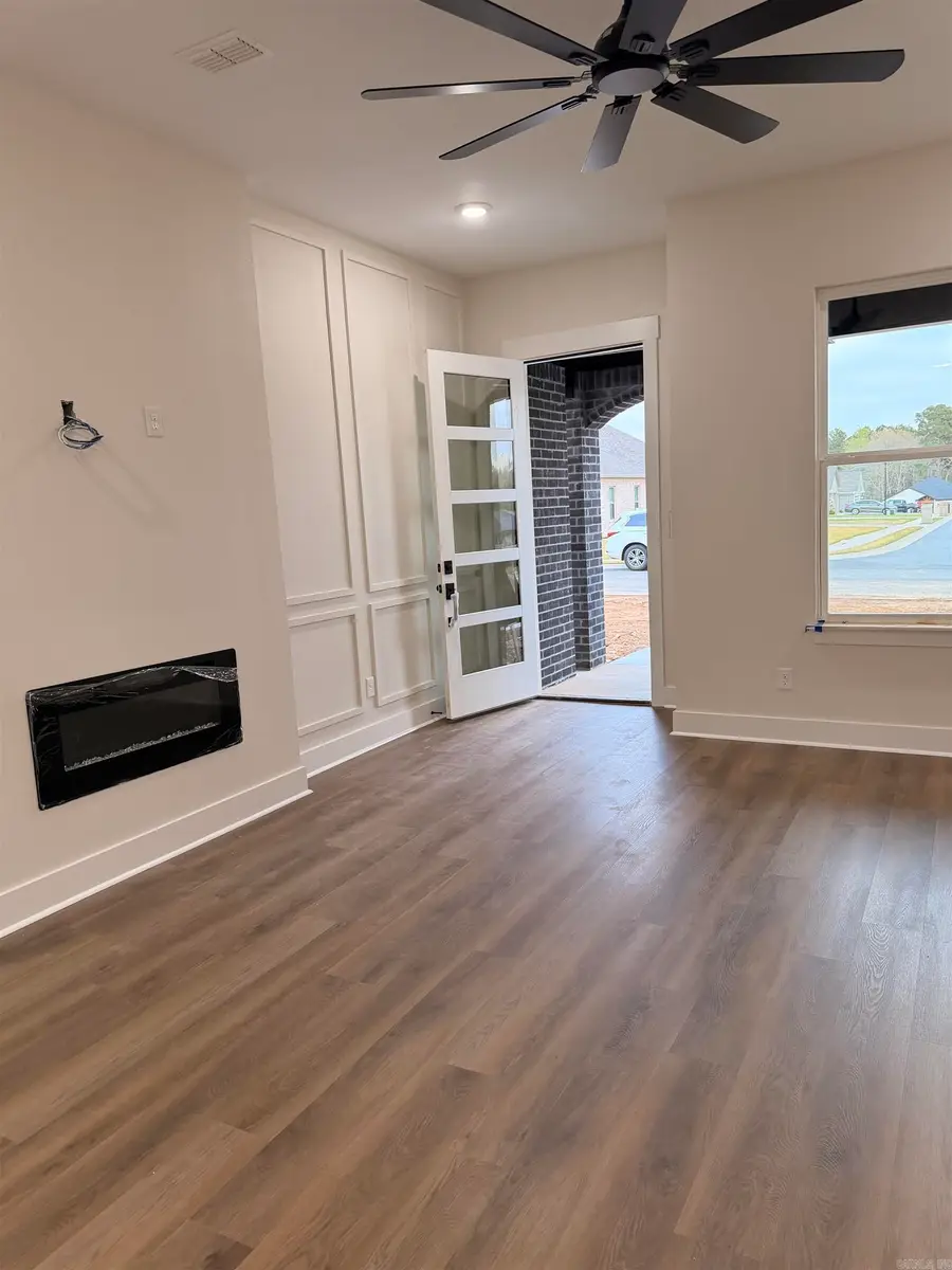 1437 Justice Street, Jacksonville, AR 72076 - #3