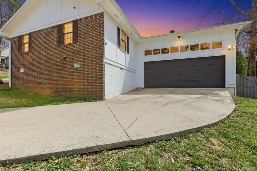 506 Parkway Place Drive, Little Rock, AR 72211 - #2