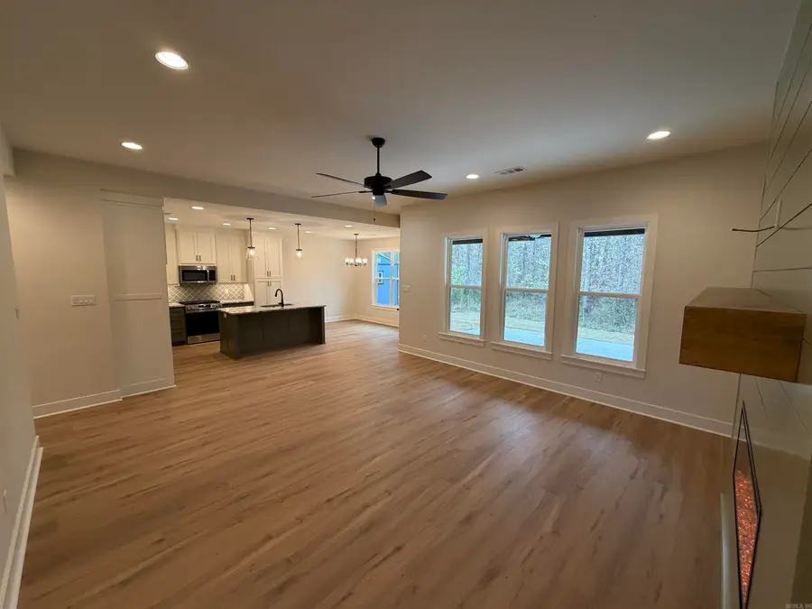 1 Woodhaven Ct., Jacksonville, AR 72076 - #2