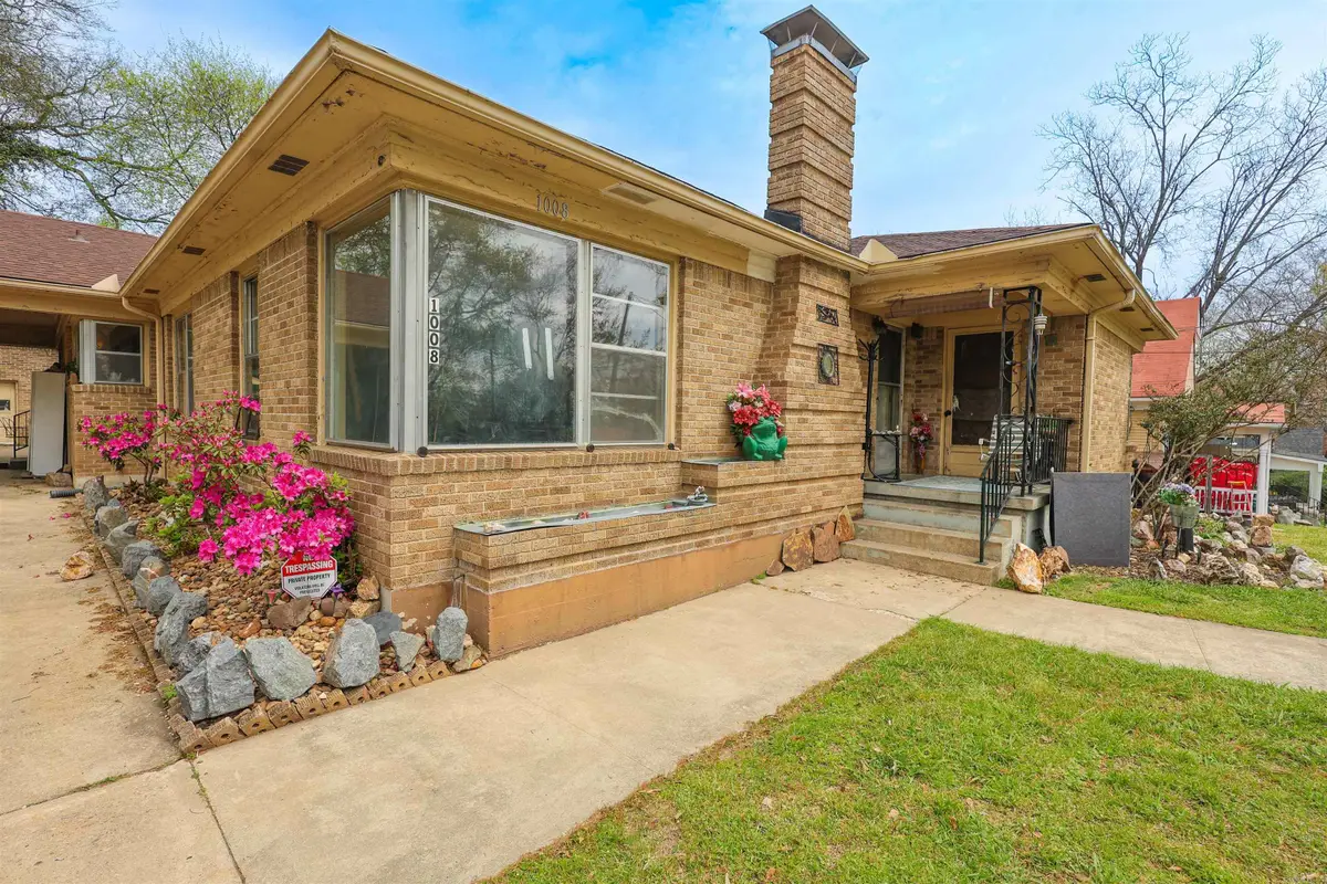 1008 W Grand Avenue, Hot Springs, AR 71913 - #1