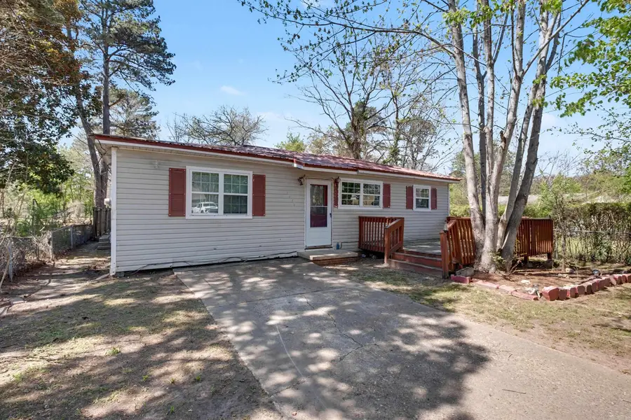 1623 Dixie, Benton, AR 72015 - #2