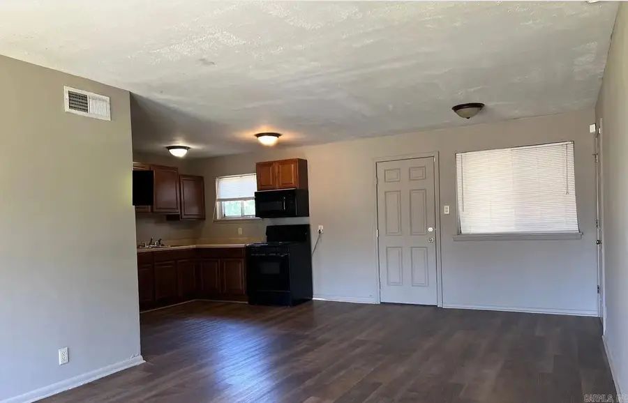 5105 N Woodland Dr, North Little Rock, AR 72117 - #3