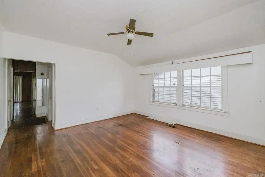 618 W 35 Th Street, North Little Rock, AR 72118 - #2