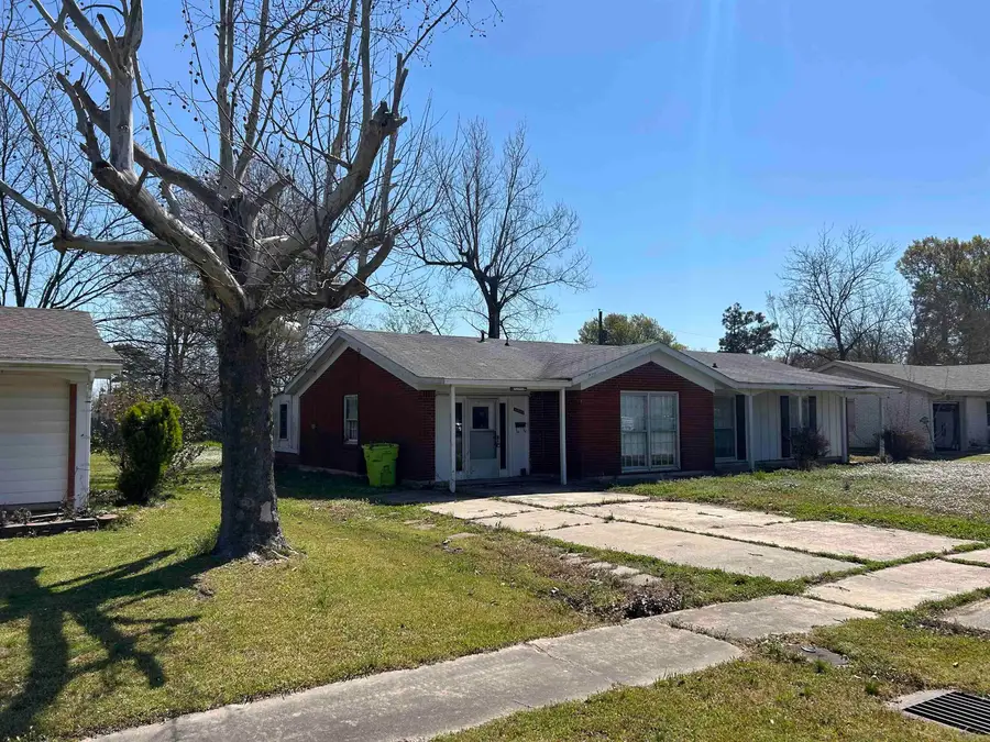 1905 S Spring St, Stuttgart, AR 72160 - #3