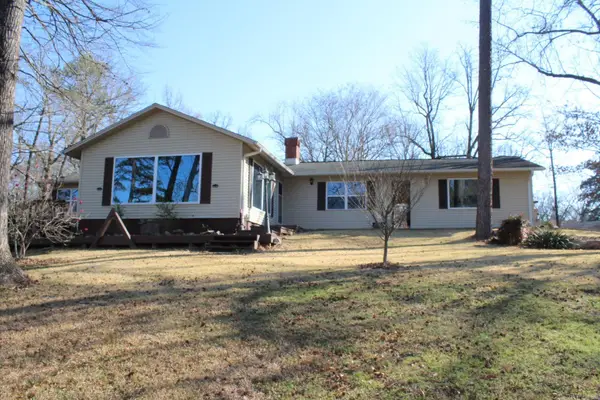 330 N Park Avenue, Lockesburg, AR 71846