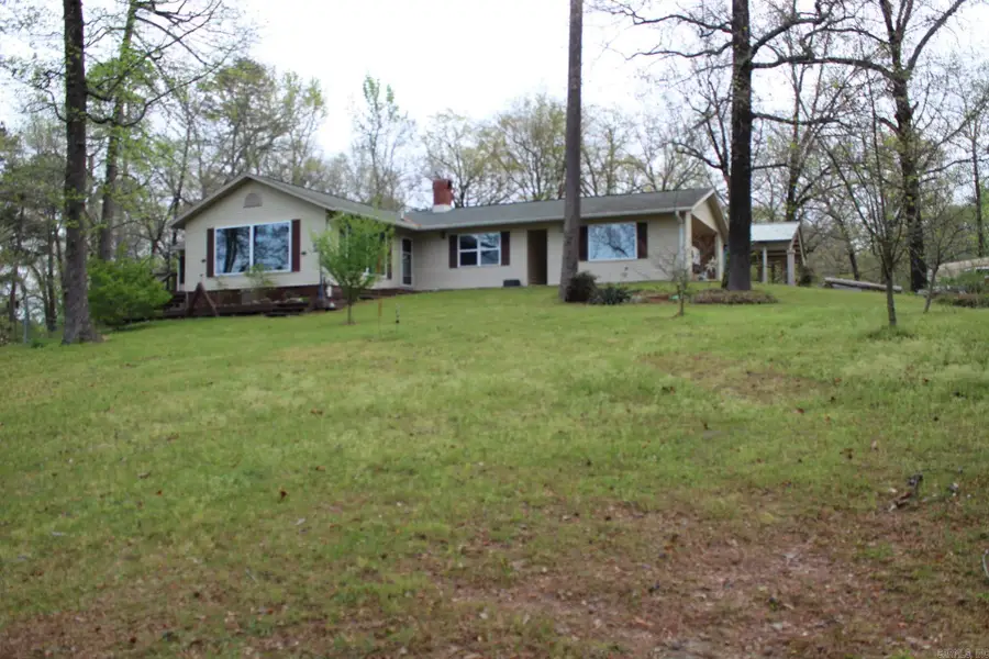 330 N Park Avenue, Lockesburg, AR 71846 - #2