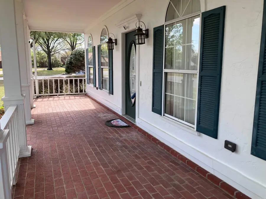 9 River Oaks Boulevard, Searcy, AR 72143 - #2