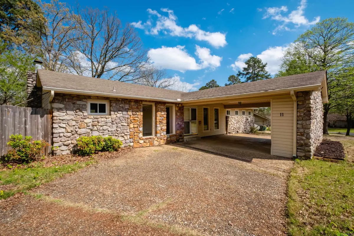 11 Crownpoint Road, Little Rock, AR 72227 - #1