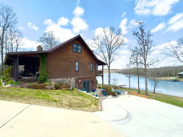 2308 Senate Loop, Horseshoe Bend, AR 72512
