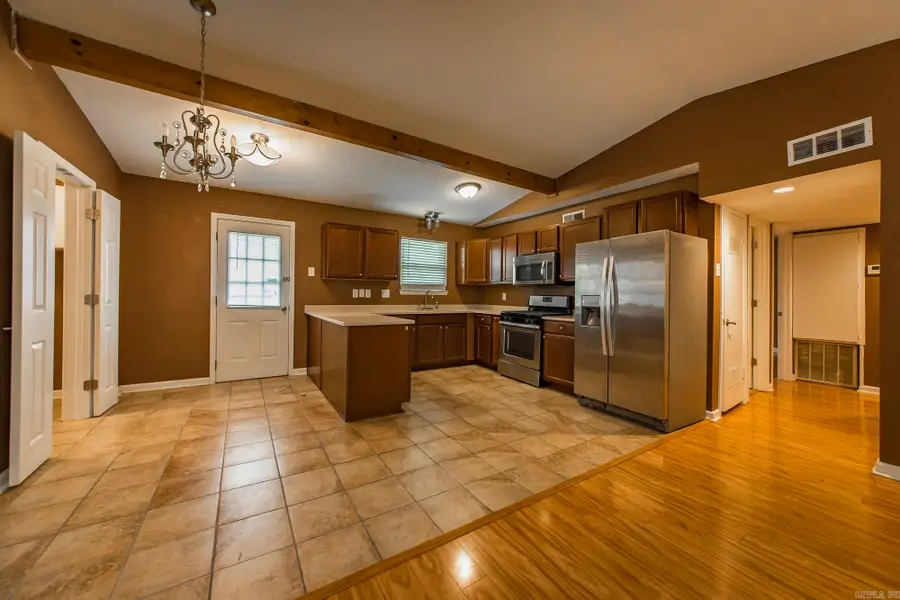 133 Lonsdale Circle, Jacksonville, AR 72076 - #3