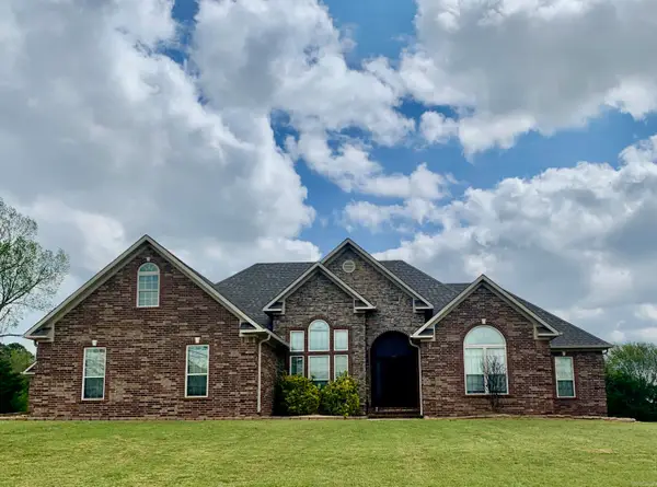 10 Sethstone Drive, Greenbrier, AR 72058