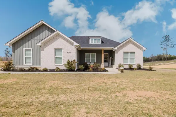 9250 Gunter Loop, Benton, AR 72019