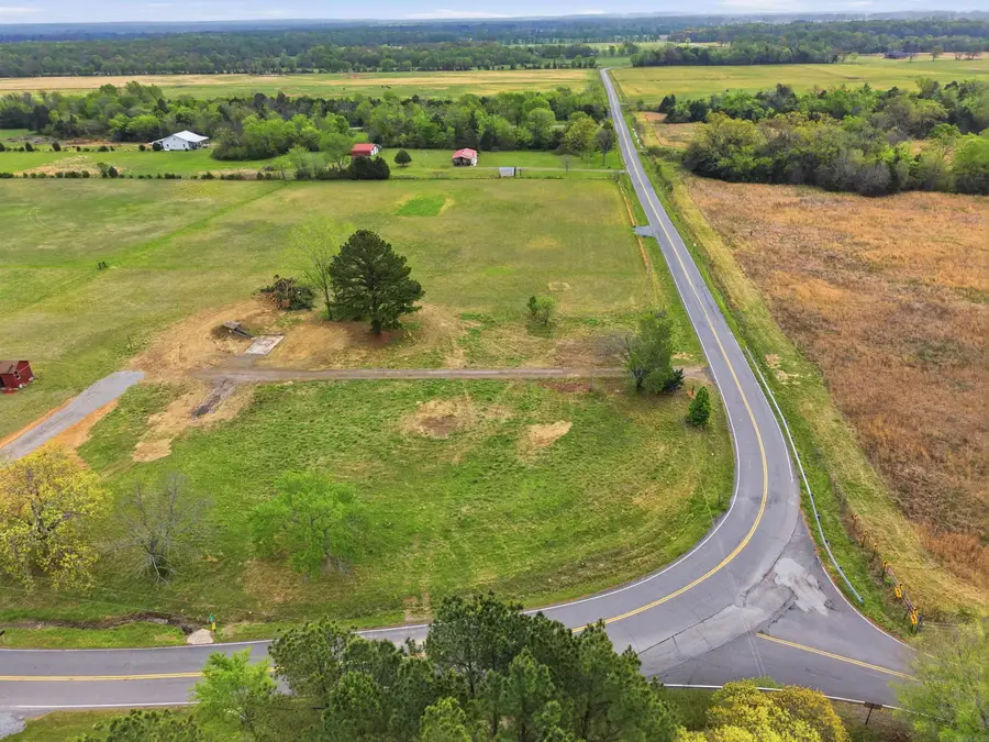 160 Sawmill Rd, Vilonia, AR 72173 - #3