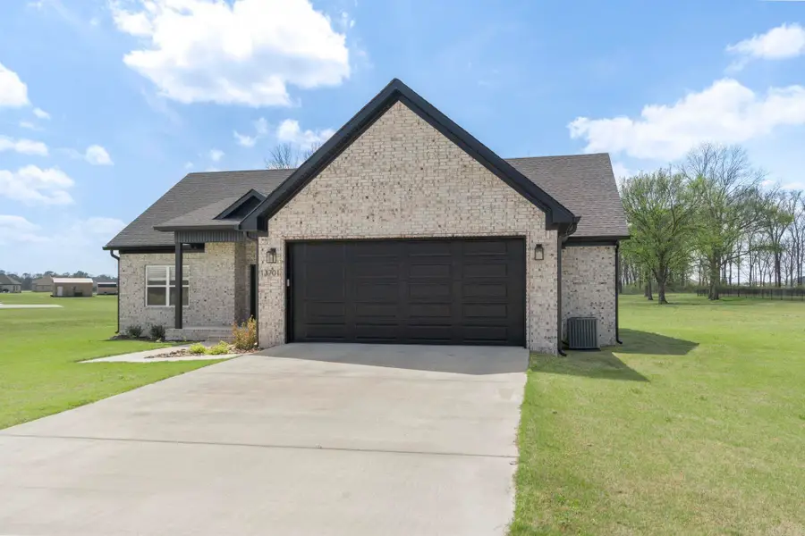 13701 Smarty Jones Drive, Scott, AR 72142 - #2