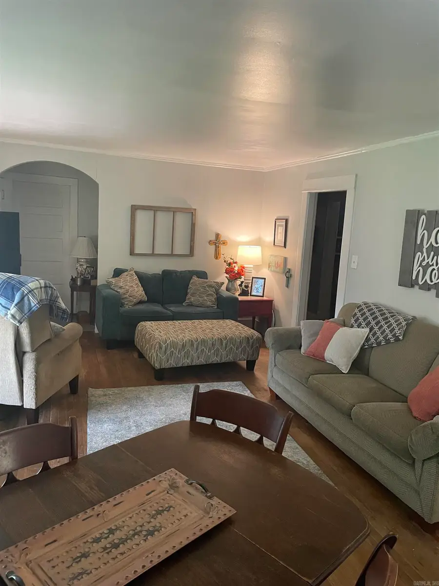 404 E Cedar Street, Warren, AR 71671 - #3