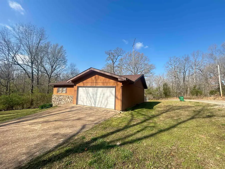 85 Hictochee Drive, Cherokee Village, AR 72529 - #2