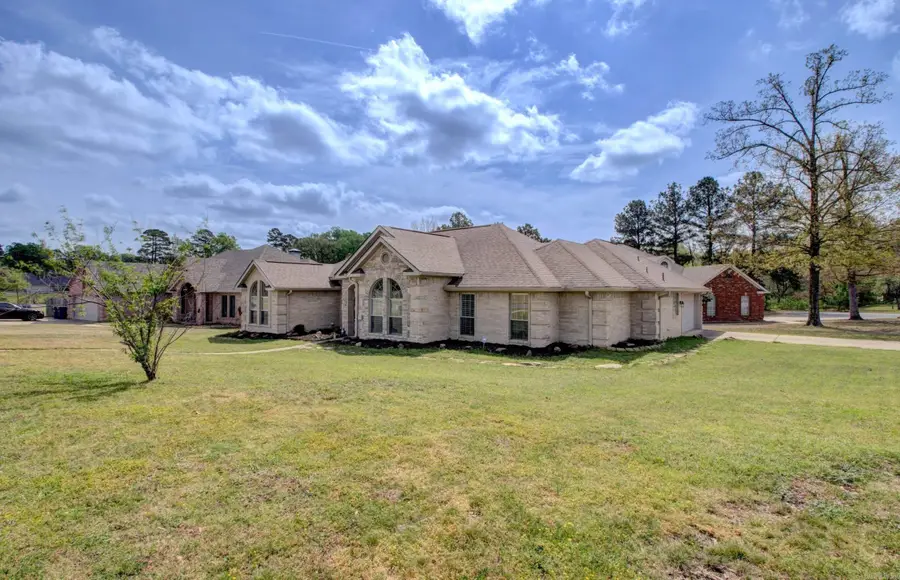 226 Country Club Parkway, Maumelle, AR 72113 - #3