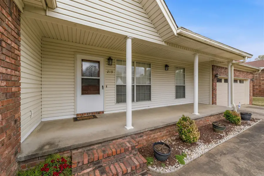 219 Fair Oaks Drive, Jacksonville, AR 72076 - #2