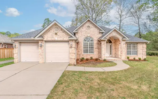 136 Nemours Ct, Maumelle, AR 72113