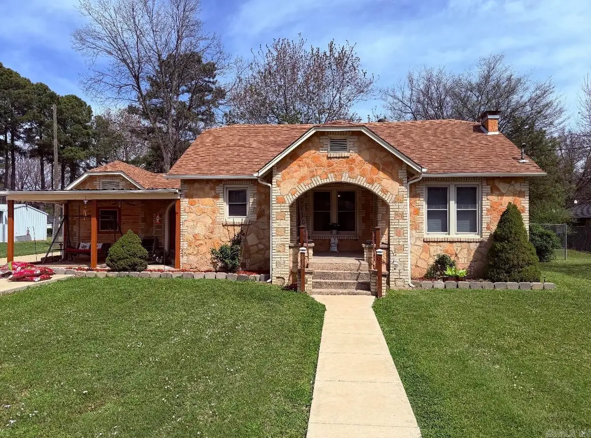 610 W 3rd Street, Rector, AR 72461 - #1