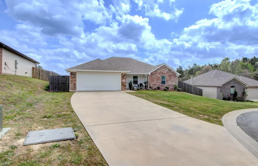 5399 Heritage Valley Drive, Benton, AR 72019 - #2