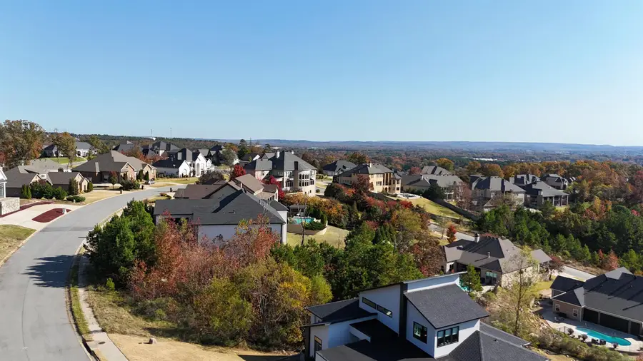 163 Manitou Dr., Maumelle, AR 72113 - #3