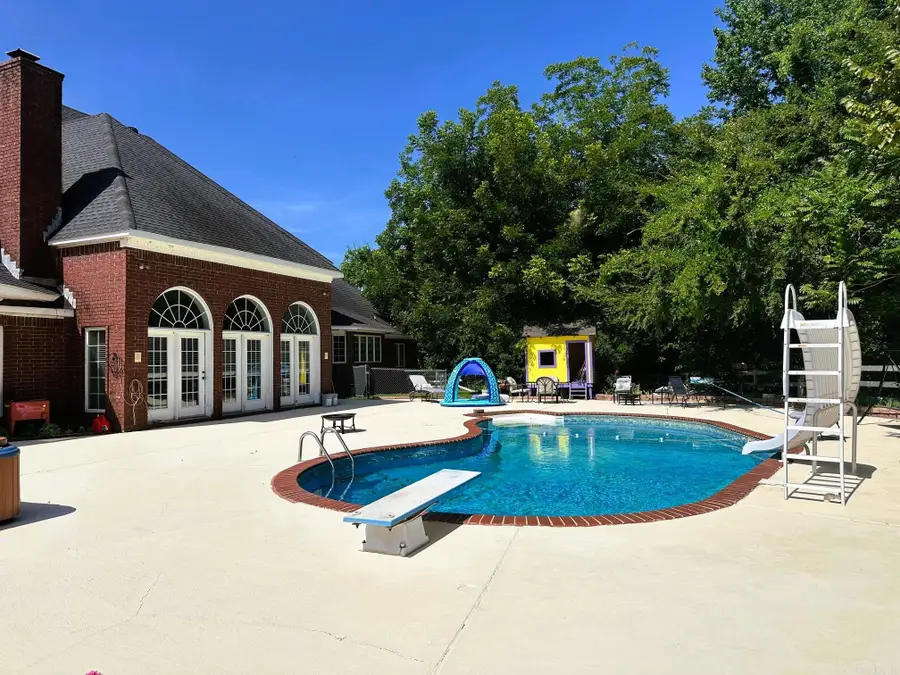 2240 W Main Street, Clarksville, AR 72830 - #2