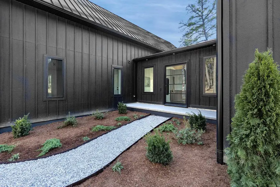 2670 Tannenbaum Rd., Drasco, AR 72530 - #3