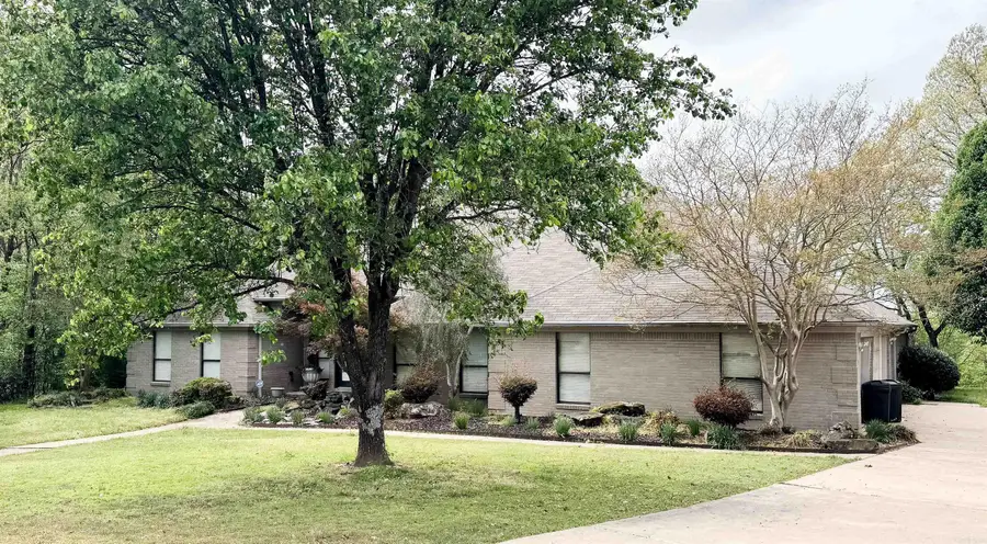 912 Nottingham Court, Benton, AR 72019 - #2