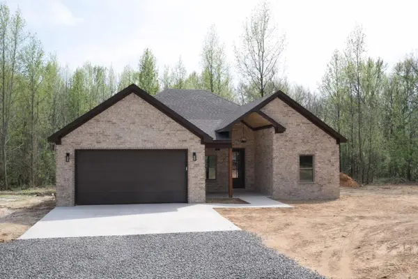 1205 E Carmichael, Cabot, AR 72023