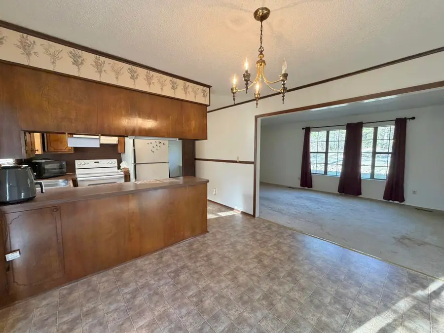 3015 Debra Street, Batesville, AR 72501 - #2