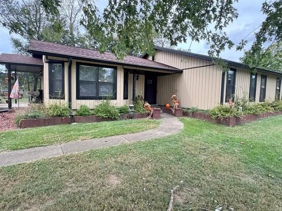 103 S Grover Ave, Mountain View, AR 72560 - #2