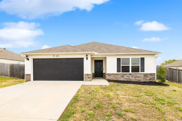 4448 Olympic Dr, Benton, AR 72019
