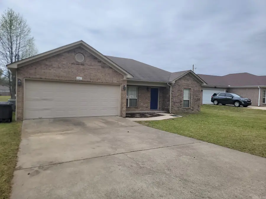 207 W Valentine, Jacksonville, AR 72076 - #2