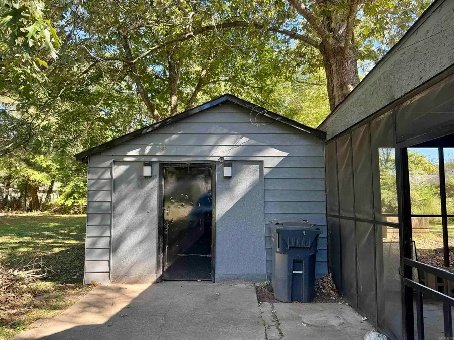 702 Freeman Street, Jonesboro, AR 72401 - #2