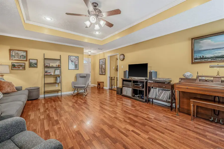 8 Bradley Cove, Maumelle, AR 72113 - #3