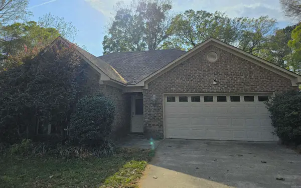 599 N Holly St, Beebe, AR 72012