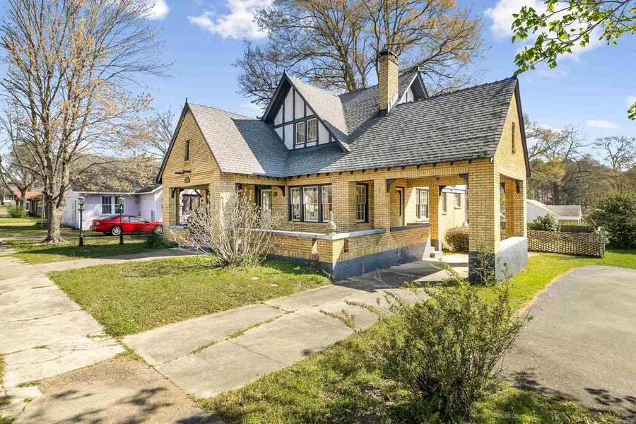 305 N East Street, Benton, AR 72019 - #2