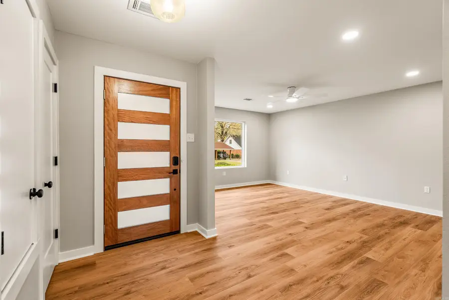 1310 Sunset Drive, Conway, AR 72034 - #3