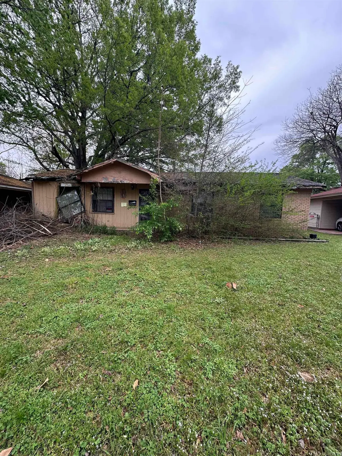 900 Barrow Drive, Pine Bluff, AR 71601 - #1