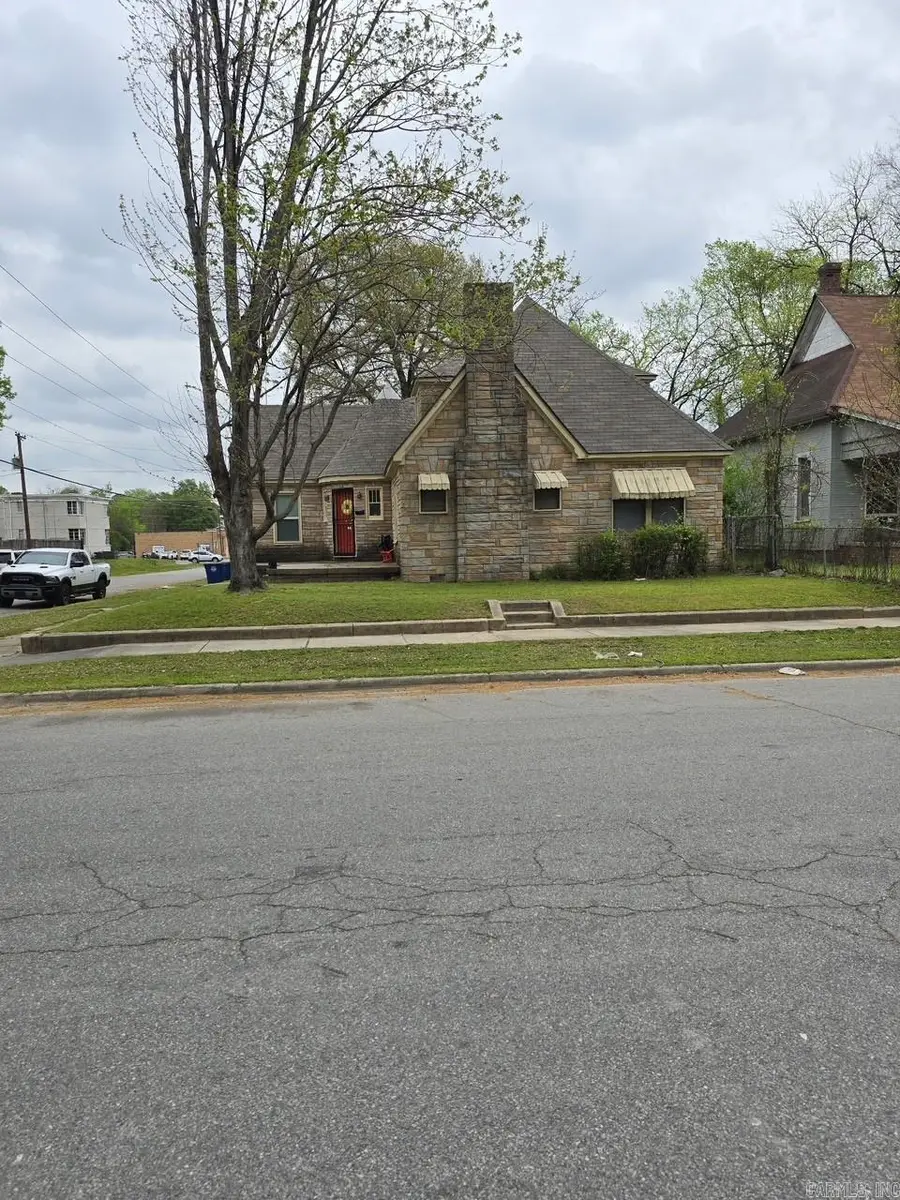 110 & 112 W 15th Street, North Little Rock, AR 72114 - #2