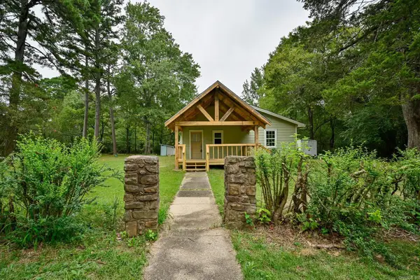 209 Ridge Ave, Mena, AR 71953