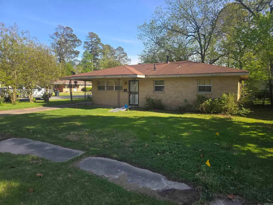 1700 W 31st Avenue, Pine Bluff, AR 71603 - #2