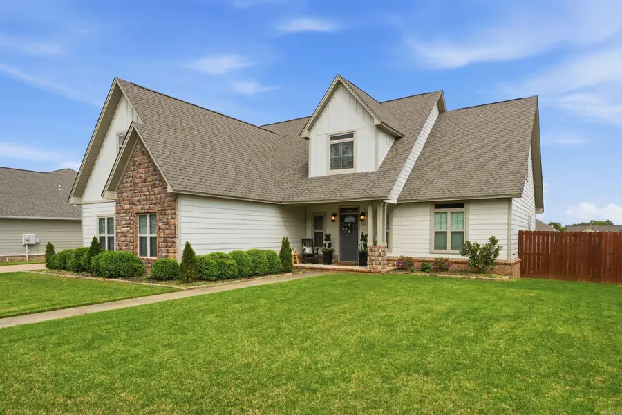 227 Promenade Cir, Russellville, AR 72801 - #3