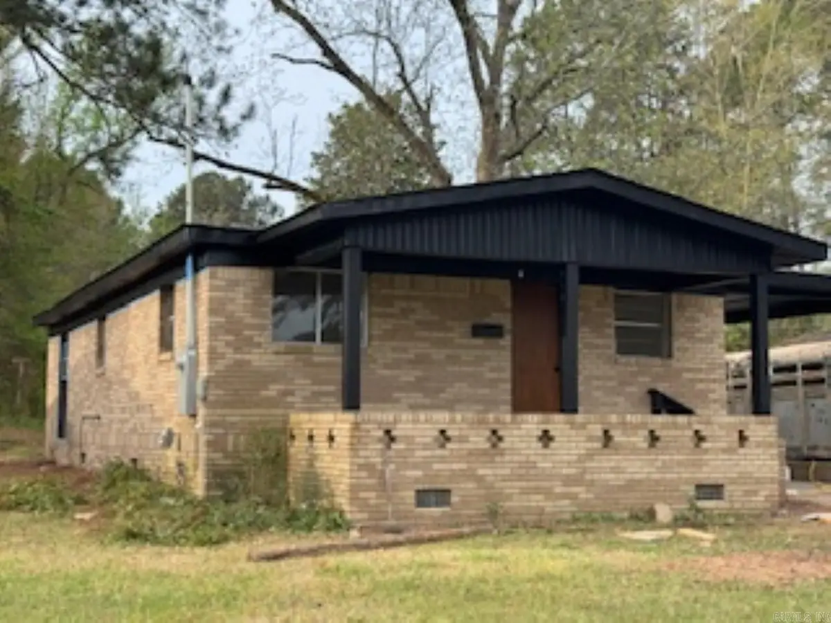 145 Carter St, Camden, AR 71701 - #1