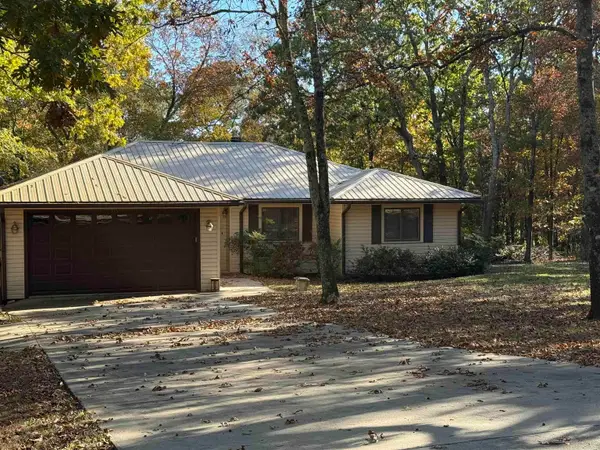 115 Castle View Drive, Fairfield Bay, AR 72088