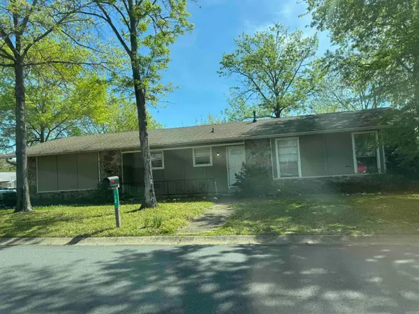 12 Cedaridge Drive, Jacksonville, AR 72076