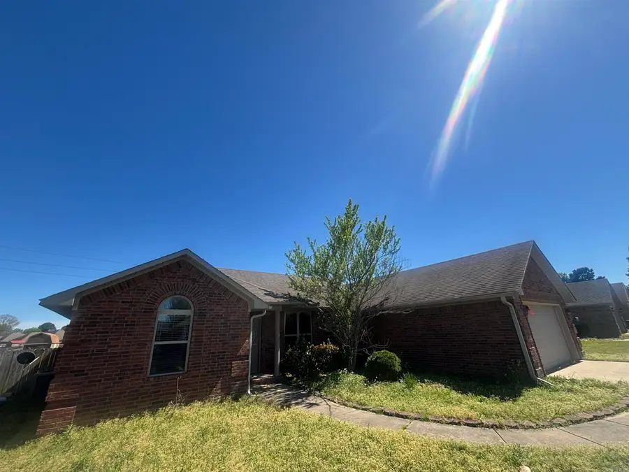 5001 Knights Place, Jacksonville, AR 72076 - #2