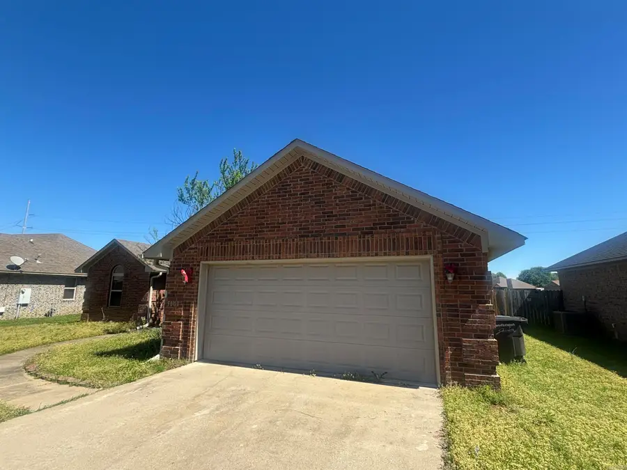 5001 Knights Place, Jacksonville, AR 72076 - #3