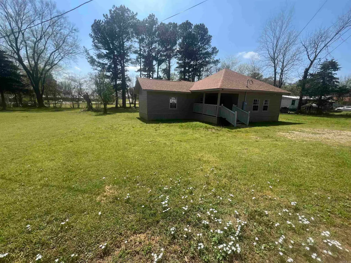 402 Mercer St Street, Horatio, AR 71842 - #1